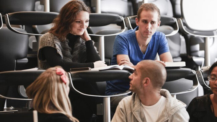 Flere studenter leverer masteroppgaven på normert tid. (Foto: Colourbox) Flere studenter leverer masteroppgaven på normert tid. (Foto: Colourbox)