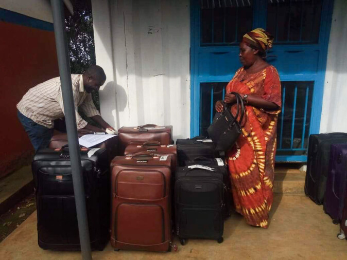 Rebecca før avreise til Norge, i Ugandas hovedstad Kampele. Rebecca før avreise til Norge, i Ugandas hovedstad Kampele.