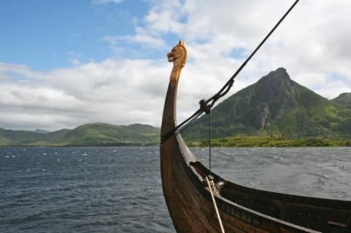 Navigerte vikingene etter en solstein? Nye funn tyder på nettopp det, og det synes en norsk ekspert er svært interessant. (Foto: Colourbox) Navigerte vikingene etter en solstein? Nye funn tyder på nettopp det, og det synes en norsk ekspert er svært interessant. (Foto: Colourbox)