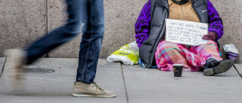 Romfolk som tigger utenfor Stortinget i Karl Johans gate i Oslo sentrum. (Foto: Stian Lysberg Solum / NTB scanpix) Romfolk som tigger utenfor Stortinget i Karl Johans gate i Oslo sentrum. (Foto: Stian Lysberg Solum / NTB scanpix)