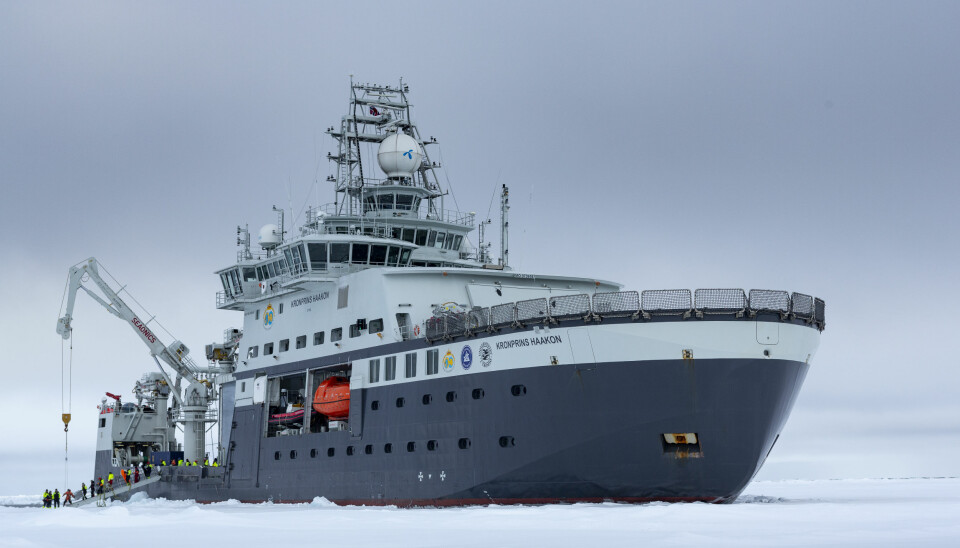 FF Kronprins Hakon på tokt i Barentshavet for Arven etter Nansen.