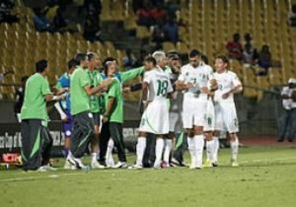 Algeries fotballag la en viktig kvalifikasjonskamp om kvelden for å kunne drikke før og under kampen. (Foto: Wikimedia commons)