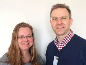 PhD-stipendiat Nora Johanne Klungseth og professor Nils Olssen som er veileder. (Foto: NTNU)