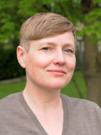 Det er ikke bare antallet pleiere som betyr noe, mener Edith R. Gjevjon. - Andre faktorer spiller også inn, som at pasientene blir behandlet ordentlig, at pleierne er kompetente. At det er kvalitet, sier hun. (Foto: UiO) Det er ikke bare antallet pleiere som betyr noe, mener Edith R. Gjevjon. - Andre faktorer spiller også inn, som at pasientene blir behandlet ordentlig, at pleierne er kompetente. At det er kvalitet, sier hun. (Foto: UiO)