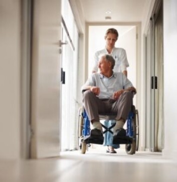 Når pasienten beveger seg i ulike deler av sykehuset, skal sensorer på kroppen koble seg opp mot tilgjengelige trådløse nett. (Foto: Shutterstock) Når pasienten beveger seg i ulike deler av sykehuset, skal sensorer på kroppen koble seg opp mot tilgjengelige trådløse nett. (Foto: Shutterstock)