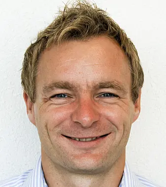 Bare fire prosent av forskjellene i hjernen til ungdommene kan forklares med det forskerne har testet av gener og oppvekstmiljø, minner hjerneforsker Anders Martin Fjell om. Bare fire prosent av forskjellene i hjernen til ungdommene kan forklares med det forskerne har testet av gener og oppvekstmiljø, minner hjerneforsker Anders Martin Fjell om.