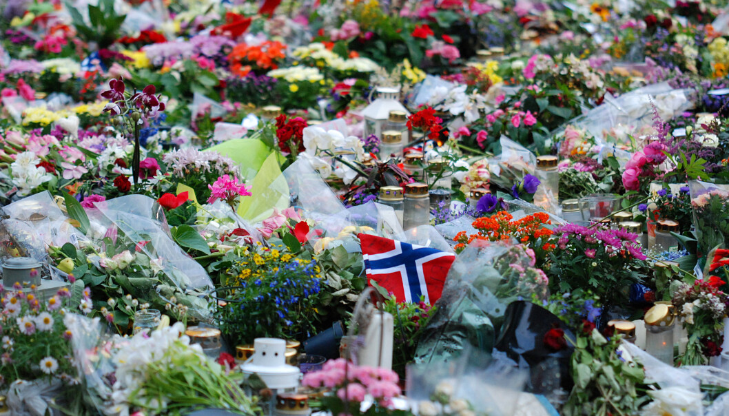 Artiklane i boka drøftar tema som hat og tilgiving, rolla kyrkja har i den offentlege debatten, flyktningkrisa i 2013-15 og ufordrageleg språkbruk i det offentlege rom. Artiklane i boka drøftar tema som hat og tilgiving, rolla kyrkja har i den offentlege debatten, flyktningkrisa i 2013-15 og ufordrageleg språkbruk i det offentlege rom.