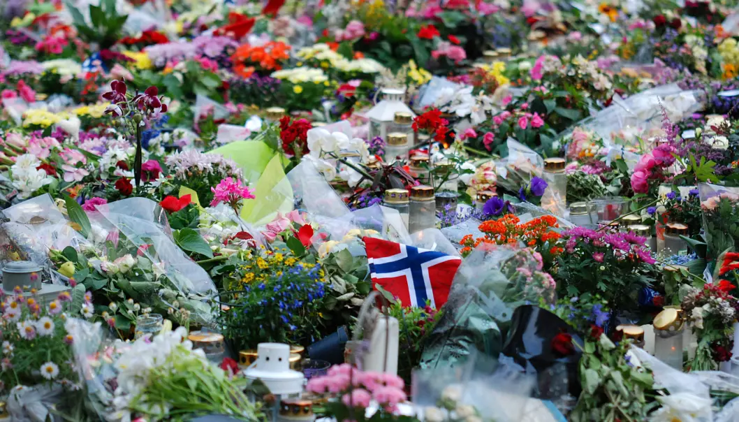 Artiklane i boka drøftar tema som hat og tilgiving, rolla kyrkja har i den offentlege debatten, flyktningkrisa i 2013-15 og ufordrageleg språkbruk i det offentlege rom. Artiklane i boka drøftar tema som hat og tilgiving, rolla kyrkja har i den offentlege debatten, flyktningkrisa i 2013-15 og ufordrageleg språkbruk i det offentlege rom.