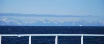 Grønlandsisen vil bidra stadig mer til havnivåstigningen etter hvert som det blir varmere, viser beregningene. Her fra Kapp Farvel, ved sørspissen av øya. (Foto: Hanne Østli Jakobsen)