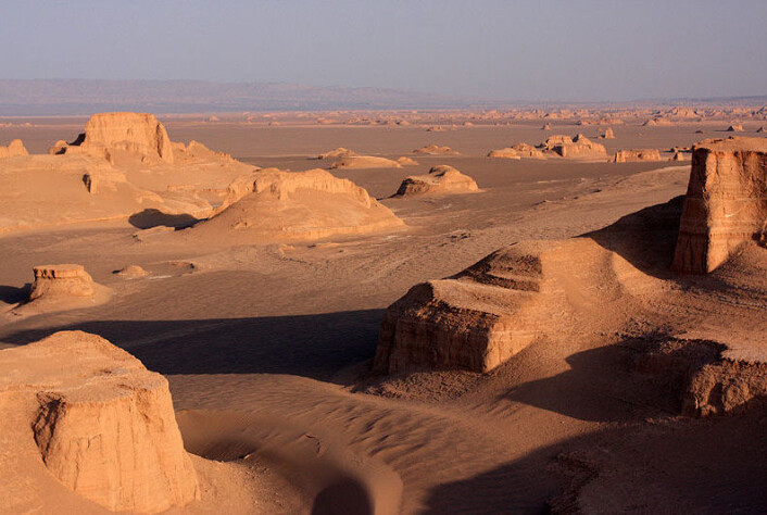 Ørkenen Dasht-e Lut i Iran. (Foto: yeowatzup/Wikimedia Commons) Ørkenen Dasht-e Lut i Iran. (Foto: yeowatzup/Wikimedia Commons)