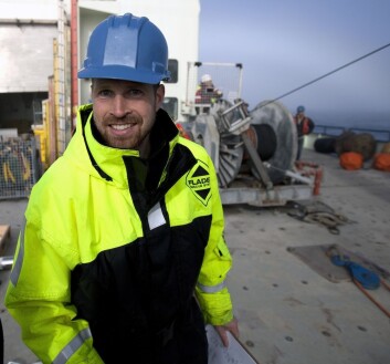 Kjetil Våge under arbeid med riggoperasjoner på dekket av «Knorr». (Foto: Sindre Skrede) Kjetil Våge under arbeid med riggoperasjoner på dekket av «Knorr». (Foto: Sindre Skrede)