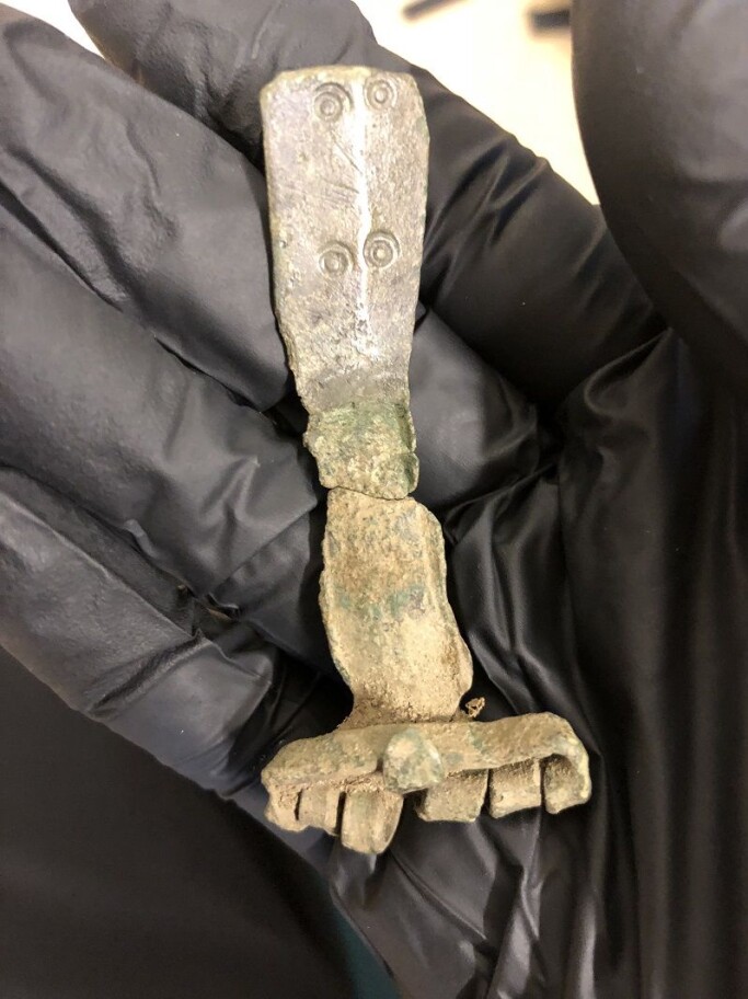 Buckle from Roman times, found by metal-detector user Steffen Hansen. Buckle from Roman times, found by metal-detector user Steffen Hansen.