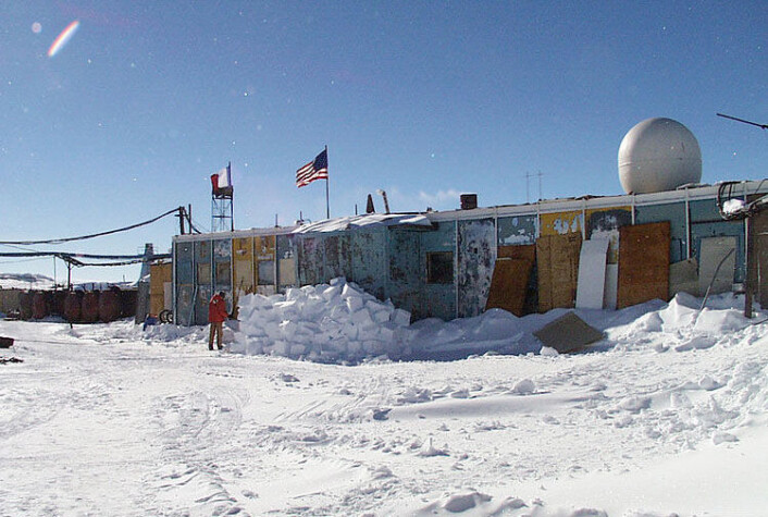 Forskningsstasjonen Vostok i Antarktis, nå uoffisielt kåret til stedet med verdens verste klima. (Foto: NSF/Josh Landis/Wikimedia Commons) Forskningsstasjonen Vostok i Antarktis, nå uoffisielt kåret til stedet med verdens verste klima. (Foto: NSF/Josh Landis/Wikimedia Commons)