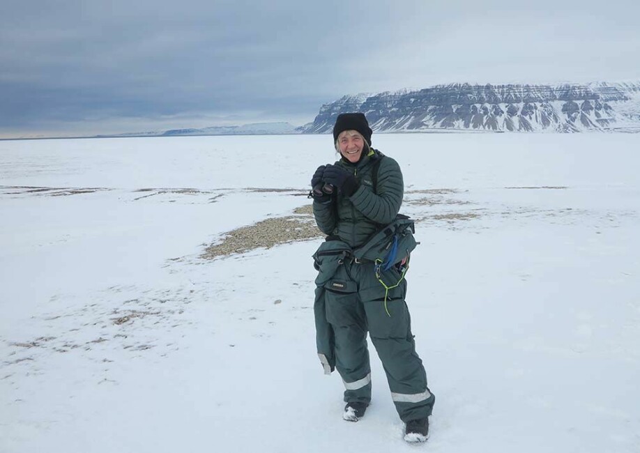 Åshild Ønvik Pedersen bor i Longyearbyen og kunne delta på feltarbeidet da fastboende ikke var bundet til karantenereglene på Svalbard.