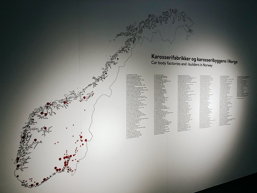I nesten hele Norge er det drevet bygging av karosserier til biler, lastebiler og busser. Nå er 272 små og store fabrikker dokumentert på nye Norsk Kjøretøyhistorisk Museum. I nesten hele Norge er det drevet bygging av karosserier til biler, lastebiler og busser. Nå er 272 små og store fabrikker dokumentert på nye Norsk Kjøretøyhistorisk Museum.