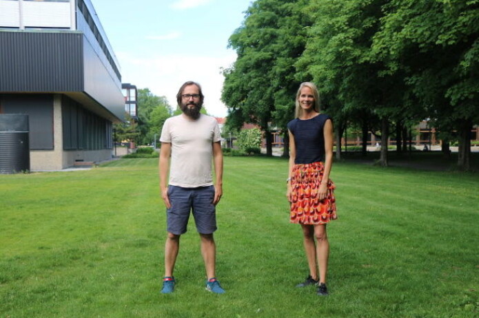 Forfatter Harald Klungtveit og forsker Cathrine Thorleifsson dypdykker i høyreektremisme - historisk og i dag i podcasten Universitetsplassen. Forfatter Harald Klungtveit og forsker Cathrine Thorleifsson dypdykker i høyreektremisme - historisk og i dag i podcasten Universitetsplassen.