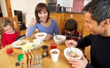 Hjelper frokosten oss til å holde oss slanke? Forskerne kan ennå ikke si for sikkert. (Foto: Colourbox) Hjelper frokosten oss til å holde oss slanke? Forskerne kan ennå ikke si for sikkert. (Foto: Colourbox)