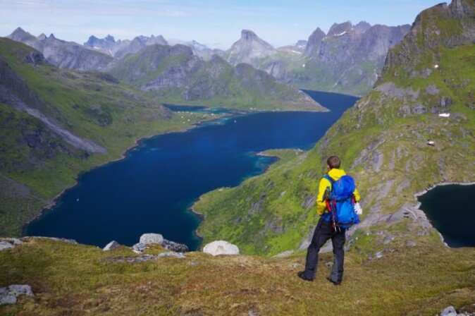 Lær deg kart og kompass og oppdag naturen i sommer. Gjerne nært der du bor, anbefaler reiselivsekspertene ved UiT. Lær deg kart og kompass og oppdag naturen i sommer. Gjerne nært der du bor, anbefaler reiselivsekspertene ved UiT.