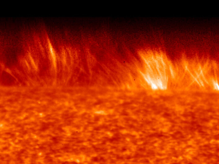 Slik ser det ut i solas nedre atmosfære, området IRIS skal undersøke. (Foto: NASA&JAXA/Hinode) Slik ser det ut i solas nedre atmosfære, området IRIS skal undersøke. (Foto: NASA&JAXA/Hinode)