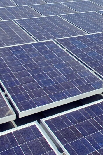 Forskerne kan nå manipulere krystallstrukturen i nanotrådene. Dermed kan man på sikt være i stand til å produsere høyeffektive solceller som gir høyere elektrisk effekt. (Foto: Reuters Creative) Forskerne kan nå manipulere krystallstrukturen i nanotrådene. Dermed kan man på sikt være i stand til å produsere høyeffektive solceller som gir høyere elektrisk effekt. (Foto: Reuters Creative)