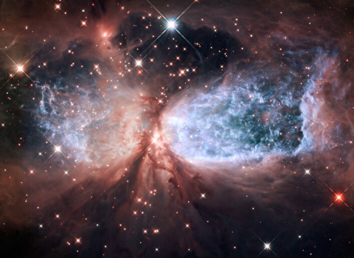 NASAs romteleskop Hubble hjelper oss med julestemninga. (Foto: NASA/ESA/Hubble Heritage Team) NASAs romteleskop Hubble hjelper oss med julestemninga. (Foto: NASA/ESA/Hubble Heritage Team)