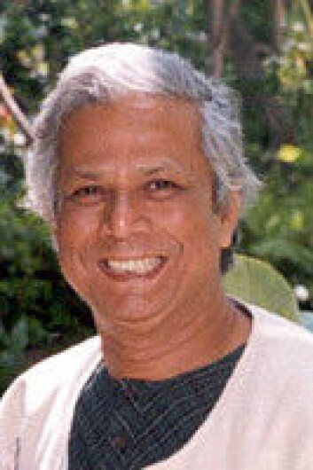 "Dr. Mohammad Yunus og Grameen Bank har fått Nobels fredspris for sitt arbeid med mikrofinans." "Dr. Mohammad Yunus og Grameen Bank har fått Nobels fredspris for sitt arbeid med mikrofinans."