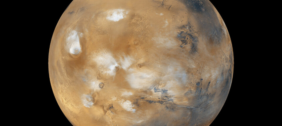 Organisasjonen Mars One vil grunnlegge en koloni på Mars, og allerede i år 2023 skal de første astronautene lande på planeten. Her skal de bo i lufttette hus som forsynes med oksygen og vann – begge deler skal utvinnes fra isen på Mars. NASA
