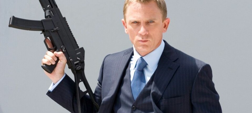 James Bond har blitt stadig voldeligere med åra. Her i Daniel Craigs skikkelse, fra filmen Casino Royale. Sony Pictures Release International