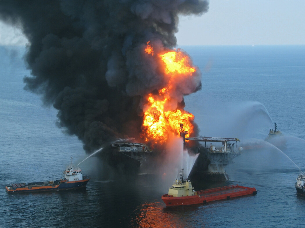 Etter Deepwater Horizon-ulykken strømmet olje og gass ut i Mexicogolfen i 87 dager. Elleve menn døde i ulykken. Etter Deepwater Horizon-ulykken strømmet olje og gass ut i Mexicogolfen i 87 dager. Elleve menn døde i ulykken.