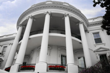 "Den som skal bo her etter 1. november, får sitt å stri med. Kandidatene har nå fortalt om sin forskningspolitikk til amerikanske medier, og følger partilinjen stramt. (Foto: Istockphoto)" "Den som skal bo her etter 1. november, får sitt å stri med. Kandidatene har nå fortalt om sin forskningspolitikk til amerikanske medier, og følger partilinjen stramt. (Foto: Istockphoto)"