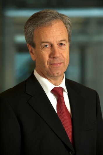 Sentralbanksjef Øystein Olsen har justert pengepolitikken, og legger mer vekt på andre faktorer enn inflasjonen. (Foto: Nancy Bundt) Sentralbanksjef Øystein Olsen har justert pengepolitikken, og legger mer vekt på andre faktorer enn inflasjonen. (Foto: Nancy Bundt)
