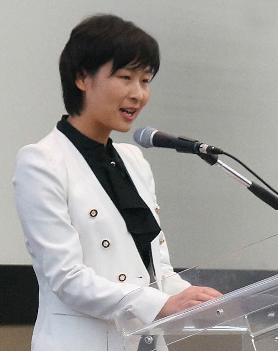 Liu Yang forteller om romferden ombord på romskipet Shenzhou 9 sommeren 2012, på Den internasjonale romfartskongressen i Napoli, 2012. (Foto: Arnfinn Christensen)