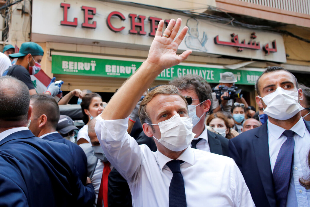 Frankrikes president Emmanuel Macron besøker Beirut i Libanon etter den katastrofale eksplosjonen på havna. Frankrikes president Emmanuel Macron besøker Beirut i Libanon etter den katastrofale eksplosjonen på havna.