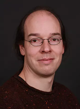 Torsten Bringmann er professor i teoretisk fysikk ved Universitetet i Oslo.