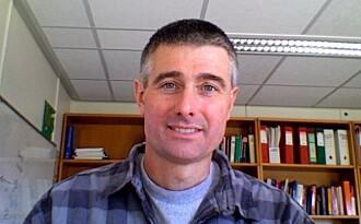 – Én ting vi knuser datamaskiner på, foreløpig, er å abstrahere, sier professor i kunstig intelligens, Keith Downing. – Én ting vi knuser datamaskiner på, foreløpig, er å abstrahere, sier professor i kunstig intelligens, Keith Downing.
