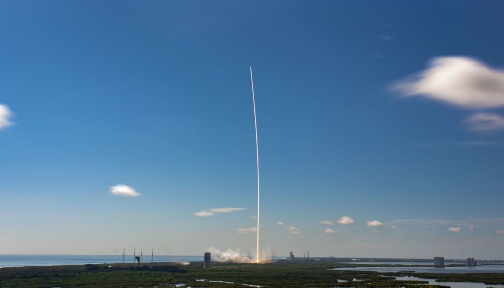 Her skytes Falcon 9-raketten opp den 18.august. Det første stadiet i denne raketten ble gjenbrukt for sjette gang i dette oppdraget. Her skytes Falcon 9-raketten opp den 18.august. Det første stadiet i denne raketten ble gjenbrukt for sjette gang i dette oppdraget.