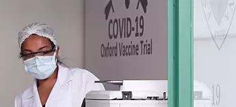 Norge har sikret seg en covid-19-vaksine. Hva er den egentlig laget av?