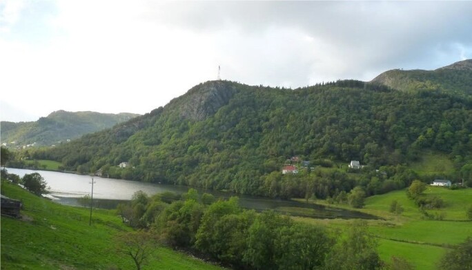 Idylliske Jordalsvatnet i Bergen. Idylliske Jordalsvatnet i Bergen.