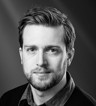 − I det vaksinen blir stemplet som klar, er det en del igjen for å klare få opp en situasjon der du kan produsere ti milliarder vaksinedoser, sier Tor Kristian Andersen, vaksineforsker ved Oslo universitetssykehus. − I det vaksinen blir stemplet som klar, er det en del igjen for å klare få opp en situasjon der du kan produsere ti milliarder vaksinedoser, sier Tor Kristian Andersen, vaksineforsker ved Oslo universitetssykehus.