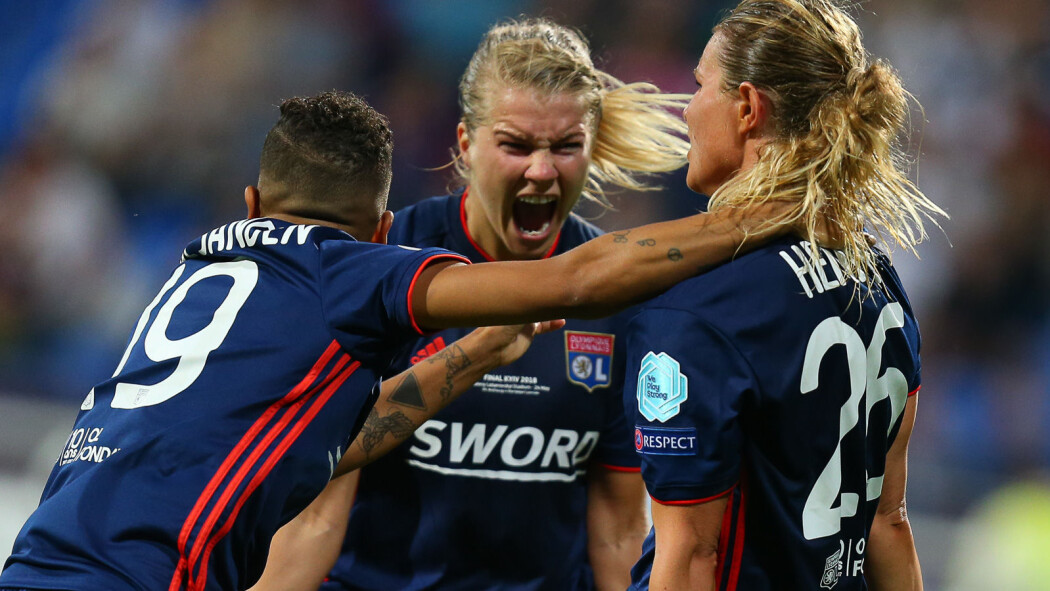 Lyons Ada Hegerberg feirer en skåring under UEFA-finalen mellom Wolfsburg og Lyon i Kiev, mai 2018 Lyons Ada Hegerberg feirer en skåring under UEFA-finalen mellom Wolfsburg og Lyon i Kiev, mai 2018
