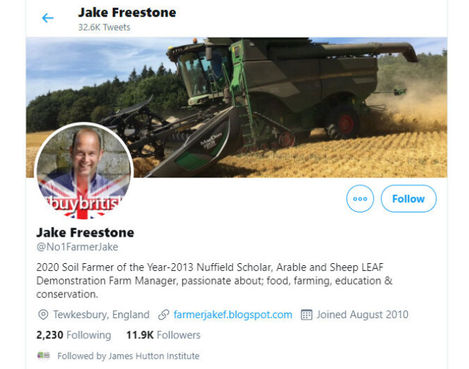 Jake Freestone fra Worcestershire i Storbritannia er en foregangsfigur innenfor direktesåing som driftsform og deler villig vekk sine erfaringer til sine over 10 000 følgere på Twitter. Jake Freestone fra Worcestershire i Storbritannia er en foregangsfigur innenfor direktesåing som driftsform og deler villig vekk sine erfaringer til sine over 10 000 følgere på Twitter.