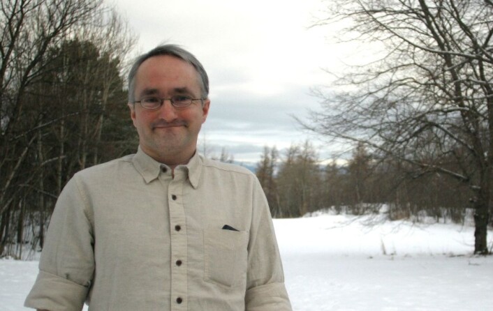 Robin Watson viser hvordan vi ble nordboere. (Foto: Ida Korneliussen) Robin Watson viser hvordan vi ble nordboere. (Foto: Ida Korneliussen)