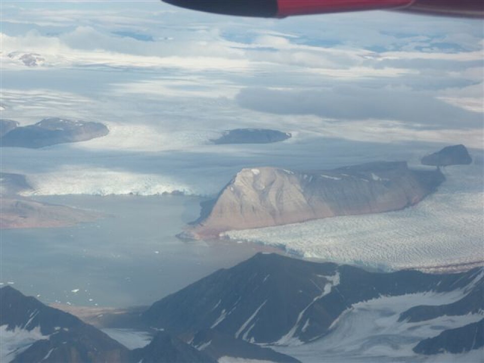 Sirius Passet sett fra helikopter. (Foto: Emma Hammarlund)