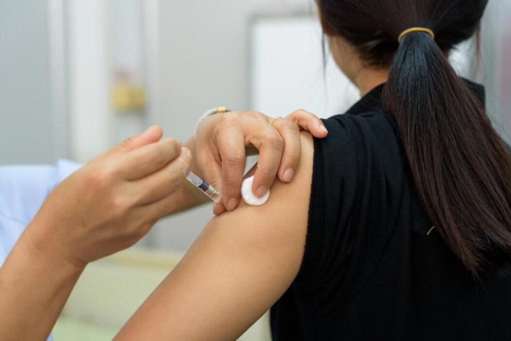 For få år siden var HPV-vaksinen i vinden på grunn av negativ mediedekning. Ny forskning viser at vaksinen virker etter hensikten i lengre tid enn hittil dokumentert. For få år siden var HPV-vaksinen i vinden på grunn av negativ mediedekning. Ny forskning viser at vaksinen virker etter hensikten i lengre tid enn hittil dokumentert.