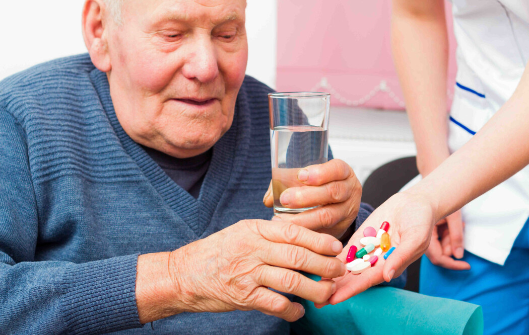 Multidose er legemiddel i porsjonsposar som hjelper eldre og helsepersonell med kontroll på medisinering. Multidose er legemiddel i porsjonsposar som hjelper eldre og helsepersonell med kontroll på medisinering.