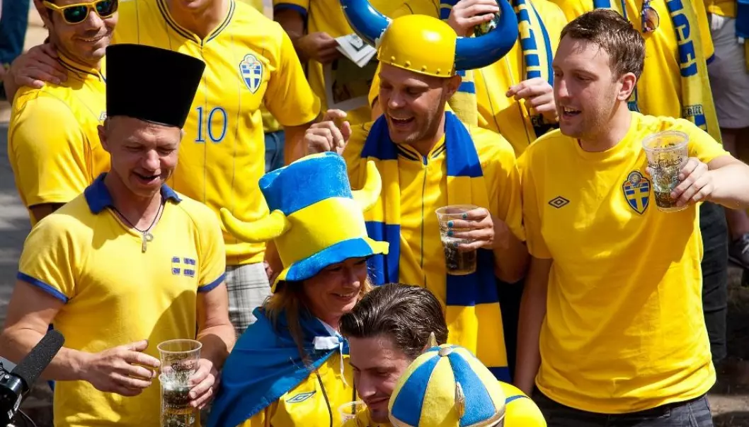 Sykmeldte svensker drikker like mye som andre