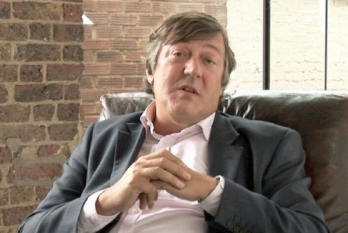 Stephen Fry er blant komikerne som nevnes i rapporten. Han har snakket åpent om mentale problemer og selvmordsforsøk. (Foto: Wikimedia Commons) Stephen Fry er blant komikerne som nevnes i rapporten. Han har snakket åpent om mentale problemer og selvmordsforsøk. (Foto: Wikimedia Commons)
