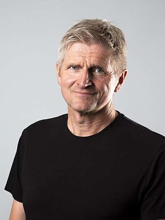 Geir Selbæk sier at forskerne egentlig ikke vet hvorfor kvinner oftere får en demenssykdom. Geir Selbæk sier at forskerne egentlig ikke vet hvorfor kvinner oftere får en demenssykdom.