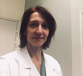 Risa Lonne-Hoffmann er gynekolog og forsker. Det betyr at hun behandler og forsker på sykdommer i underlivet til kvinner. Risa Lonne-Hoffmann er gynekolog og forsker. Det betyr at hun behandler og forsker på sykdommer i underlivet til kvinner.