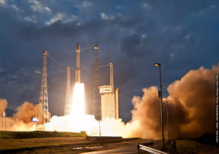Den europeiske bæreraketten Vega ble for første gang skutt opp fra Fransk Guyana mandag. (Foto: ESA/CNES/Arianespace/Optique Video du CSG)